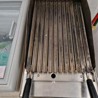 GRIGLIA A GAS CON PIETRA LAVICA