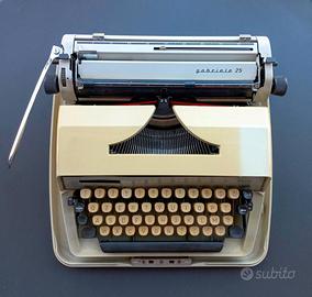 Macchina da scrivere