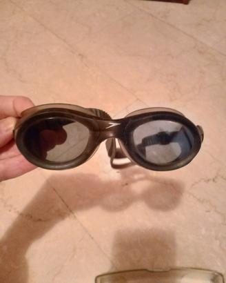 occhiali piscina neri Speedo 