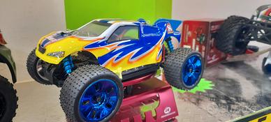 Auto elettrica 1/16 bruhless +80km