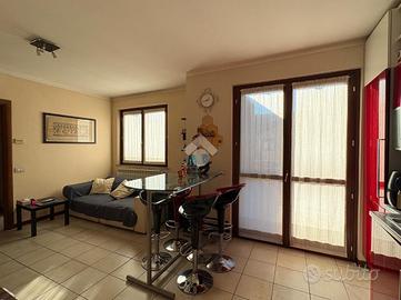 2 LOCALI A LONATE POZZOLO