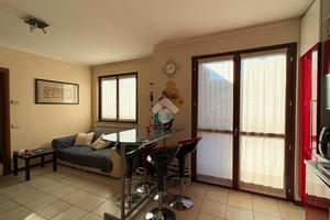 2 LOCALI A LONATE POZZOLO