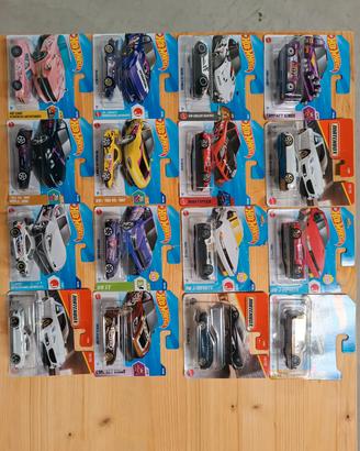 Lotto 16 Hot Wheels JDM Custom con Blister