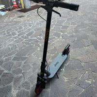 Monopattino Elettrico Jeep sentinel