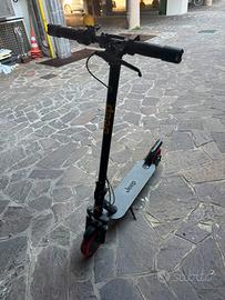 Monopattino Elettrico Jeep sentinel