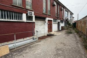 MAGAZZINO A TORTONA