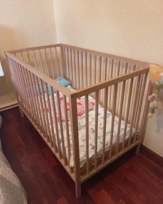 Cuna Ikea Madera Natural, con colchón y edredón