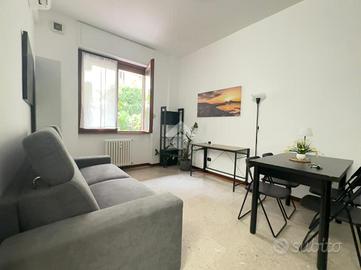 2 LOCALI A MILANO