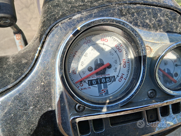 Vespa 150 s incidentata