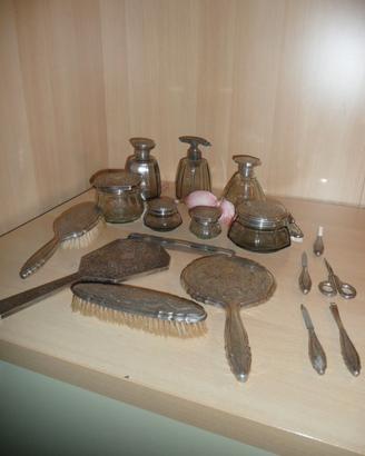 servizio da toilette in argento