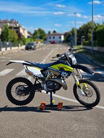 HUSKY TC 125 