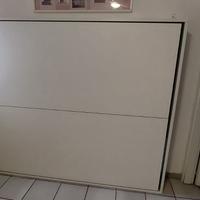 Coppia di letti a scomparsa