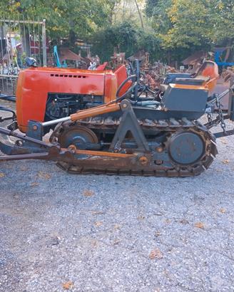 trattore cingolato itma