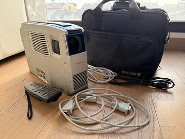 Videoproiettore Sony VPL-PX1 da pulire