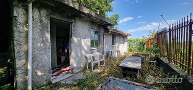Terreno con casetta a Linguaglossa