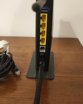 Modem router Netgear N300
