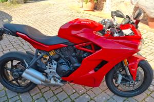Ducati supersport 939