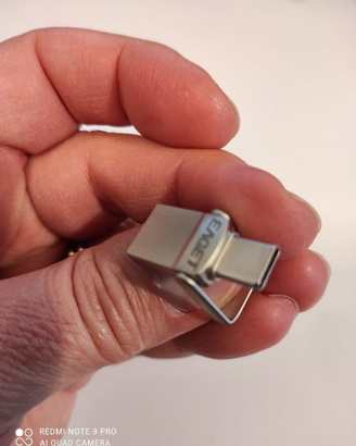 Pen drive usb/type C