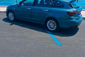 Auto Fiat Tipo