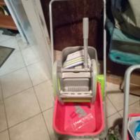 carrello mocio industriale