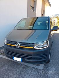 Volkswagen T6 Caravelle Kombi 2.0 TDI 150 CV