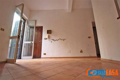 Via Baida - 3 Vani in contesto tranquillo