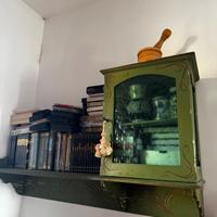 Mensola a muro con vetrina – legno dipinto verde v