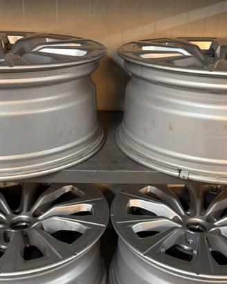 4 Cerchi in lega BMW da 17'' pollici 7915323