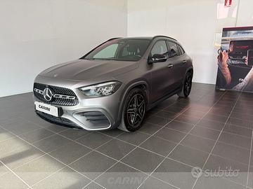 Mercedes GLA 200 d amg line premium auto