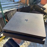 PS4 Slim 1TB + Accessori