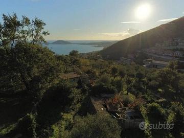 Villa di 280 m² con più di 5 locali a Formia