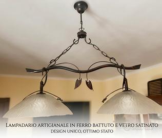 Lampadario classico a 2 luci in vetro e ferro