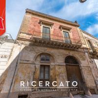 Soluzione unifamiliare con giardino