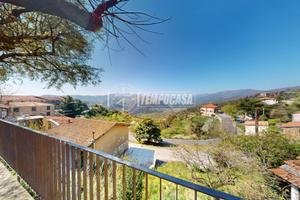 AMPIO COMPLESSO DA RISTRUTTURARE