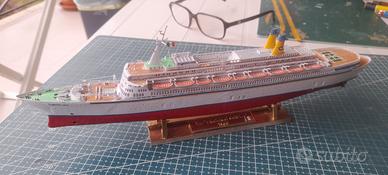 EUGENIO COSTA Nave Passeggeri 