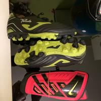Scarpe  da calcio bambino 32 e parastinchi