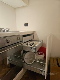 Cucina Scic con elettrodomestici Smeg