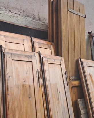 Portelloni in legno
