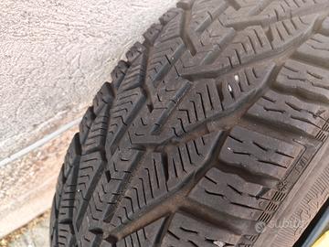 pneumatici invernali 215/60r17 96H