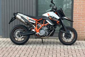 Ktm 990 supermoto R