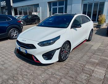 Kia ProCeed 1.6 T-GDI DCT GT