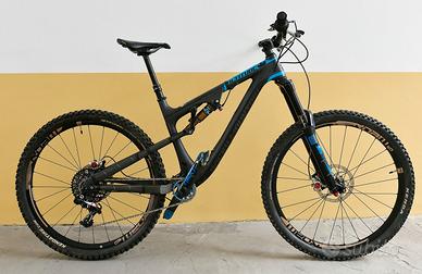 Mountain bike Rocky Mountain “Altitude”