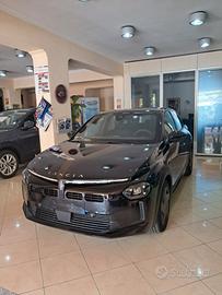 Lancia Ypsilon Hybrid e-DCT