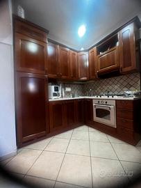 CUCINA COMPONIBILE COMPLETA IN LEGNO MASSELLO
