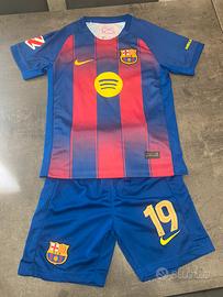 Completino Barcellona Lamine Yamal