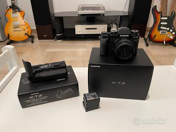 Fuji  X T2 + 15-45 + battery grip