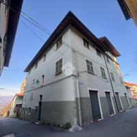 VILLA A SCHIERA A SANT'OLCESE