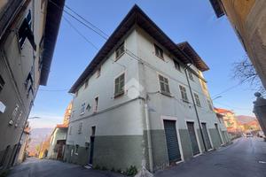 VILLA A SCHIERA A SANT'OLCESE