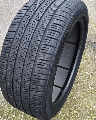 Gomme Pirelli SCORPION ZERO 4 stagioni