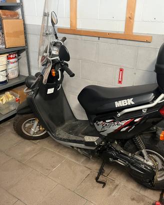 Scooter Booster 100 MBK